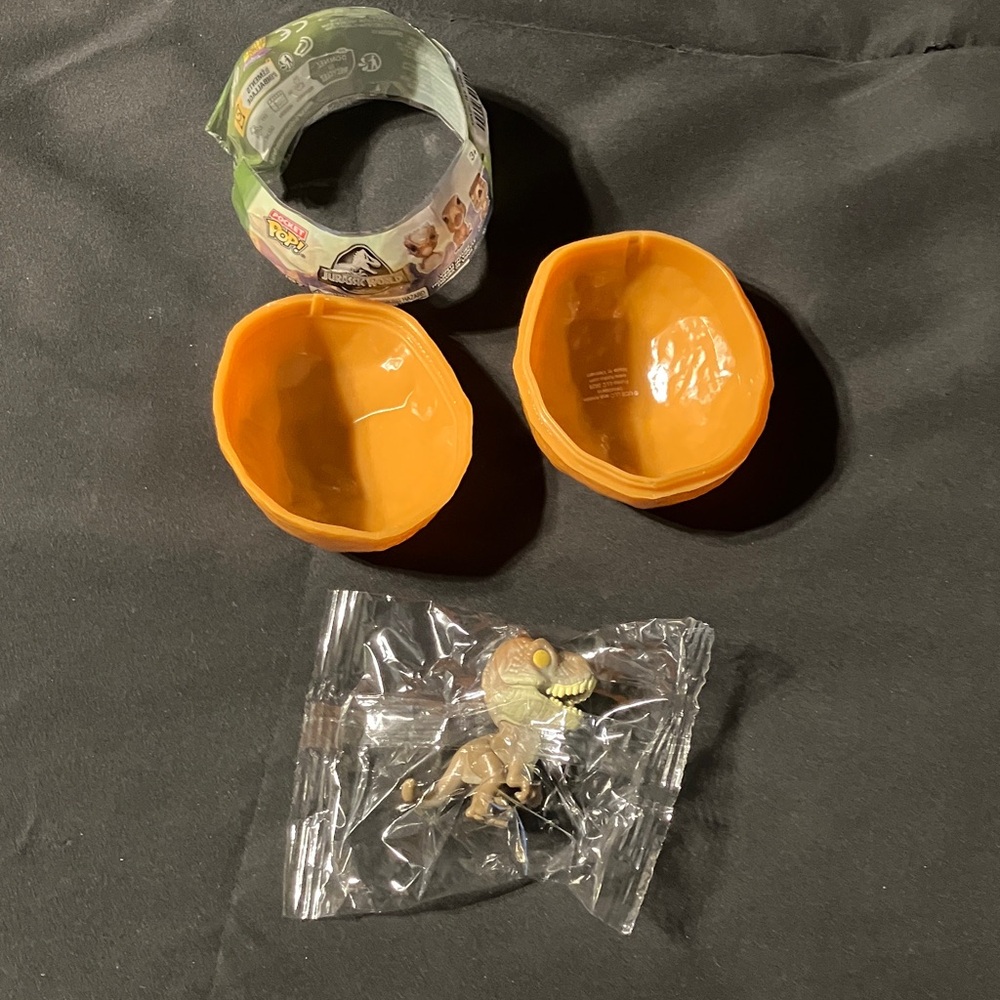 Funko Pocket Pop! Jurassic World Dinosaurs Blind Box Vinyl Figure - Velociraptor